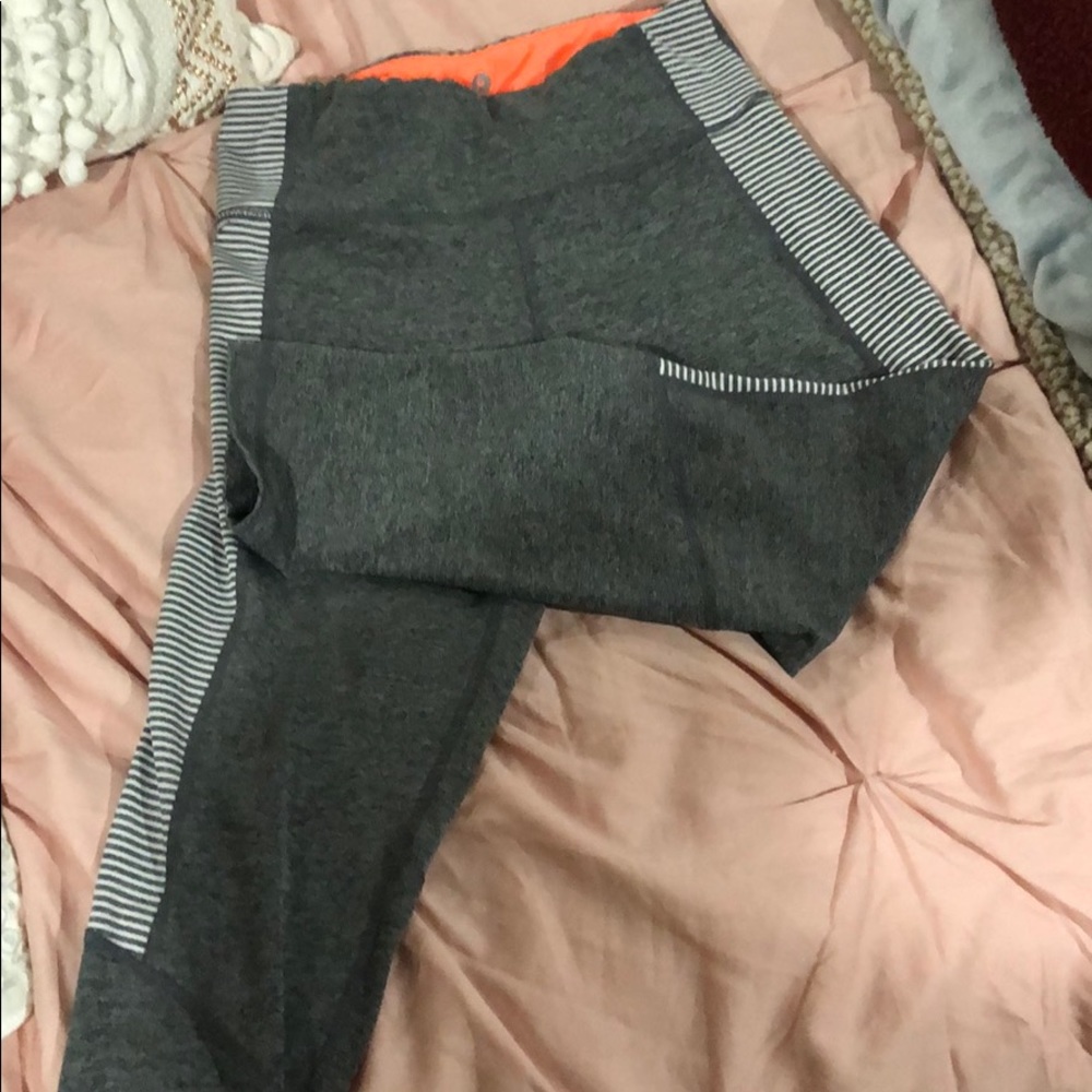 Grey Cropped leggings